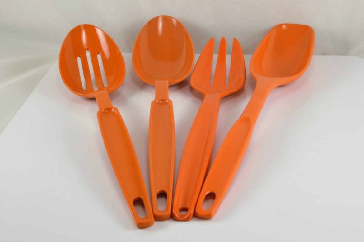 buy orange plastic spoons for your yummy juice