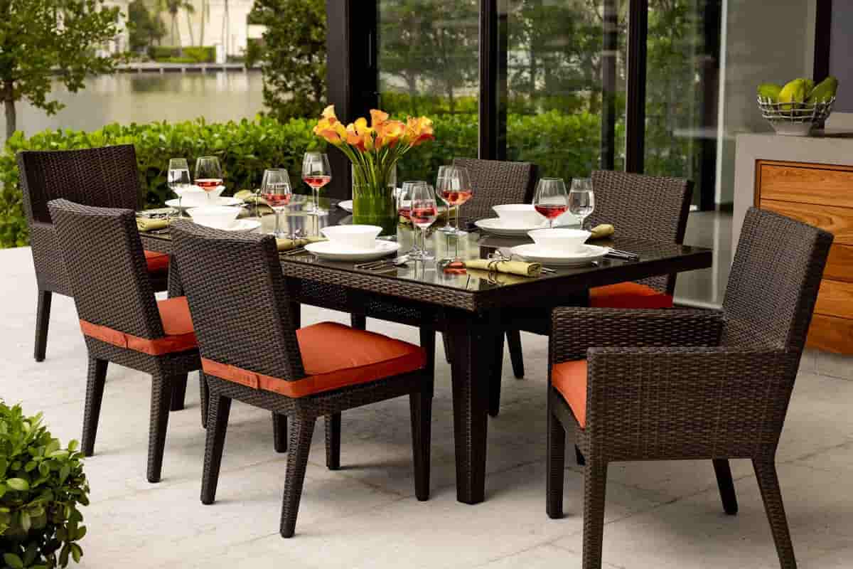  Buy all kinds of designer plastic chairs+price 