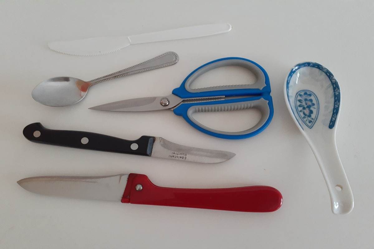 buy plastic knife/Selling all kinds of plastic knife at reasonable prices 
