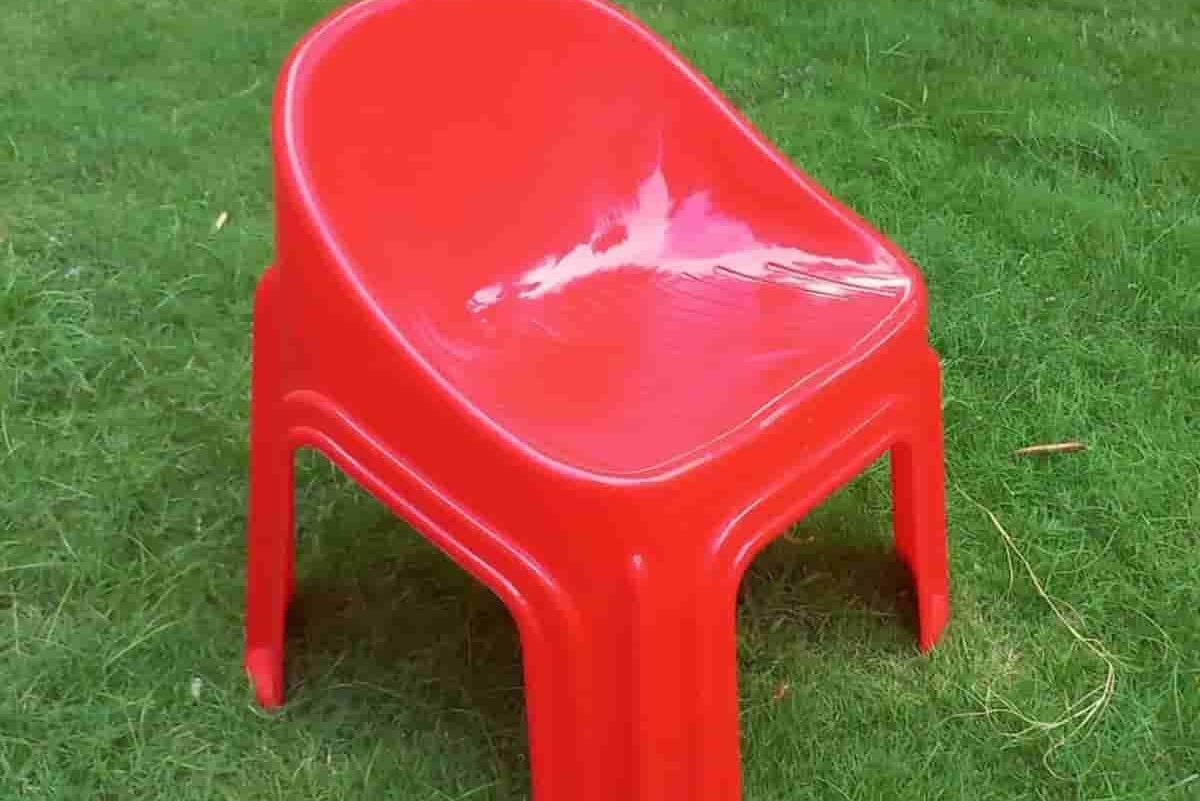  children's plastic outdoor chairs/buy at a cheap price 